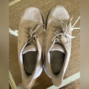 Men's HOKA Clifton 8 Shoes